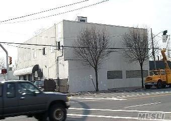 5680 Merrick Rd - Photo 1