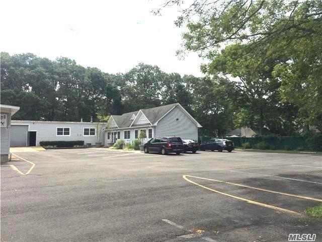 10 Wilcox Ave - Photo 1