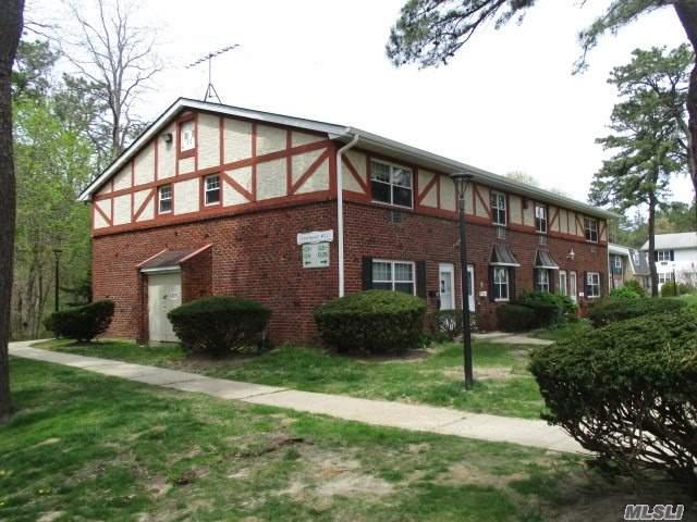 21 Glen Hollow Dr - Photo 1
