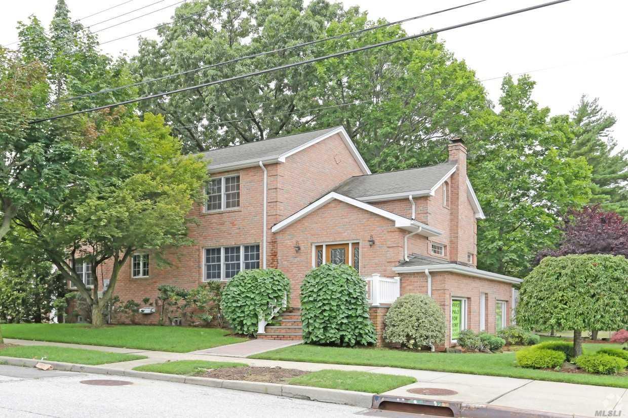 261-20 Hillside Ave - Photo 1