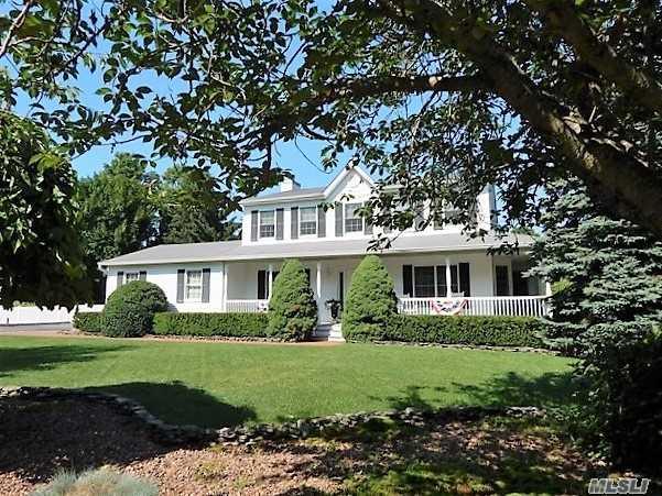 1 Deerfield Dr - Photo 1