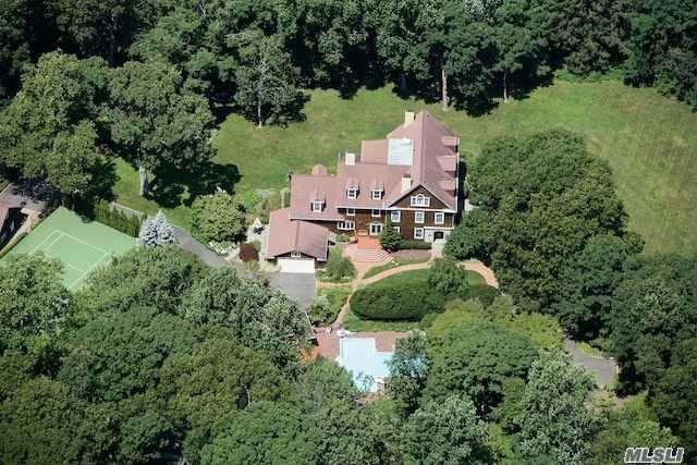 1 Charlemagne Rd - Photo 1