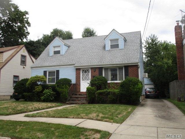117 Montague St - Photo 1