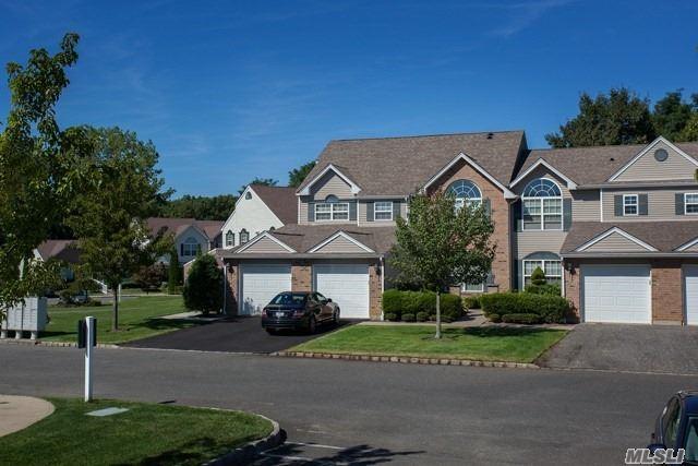 133 Village Green Dr - Photo 1