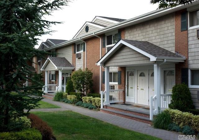 55 Friendly Ct - Photo 1