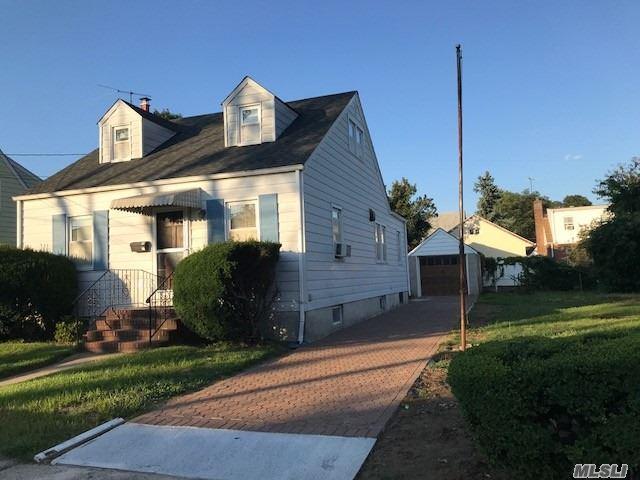946 Cherry Ln - Photo 1