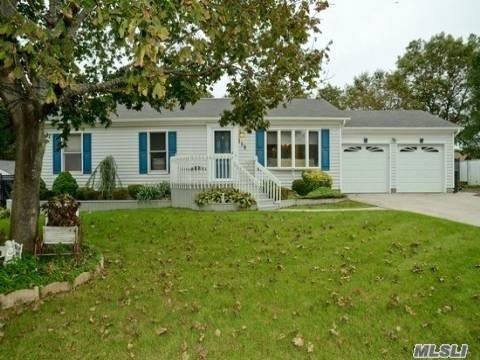 119 9th Ave - Photo 1