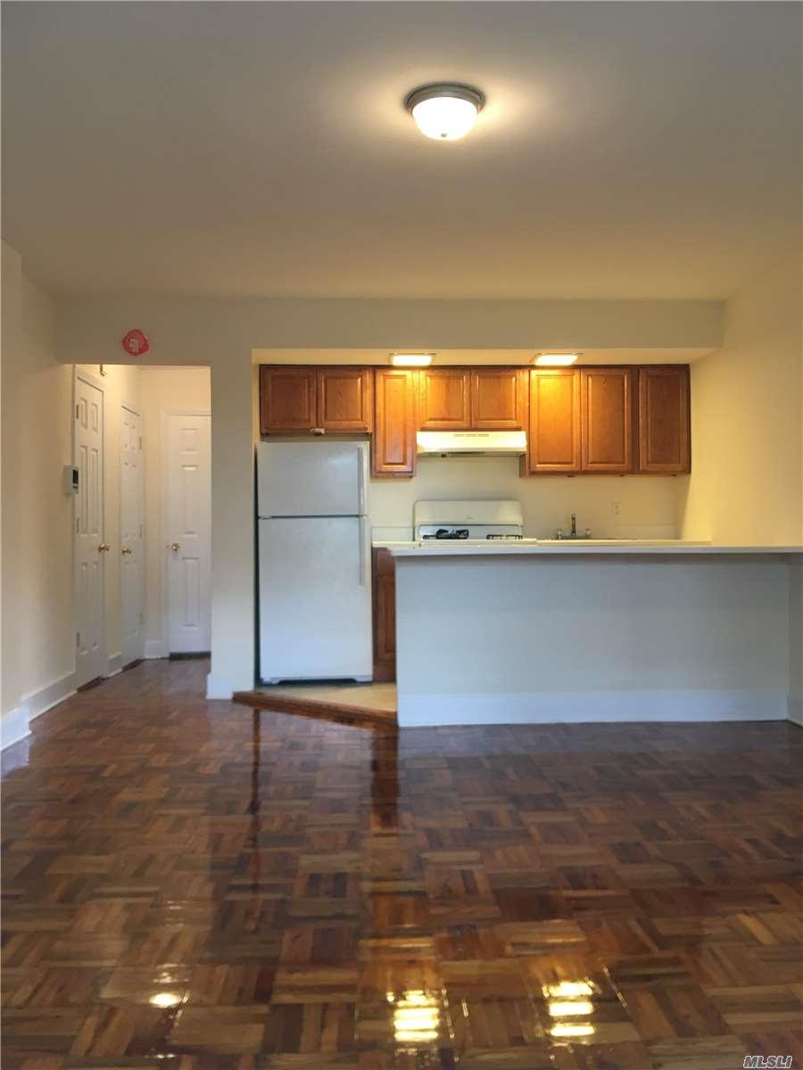 19211 42 Ave - Photo 1