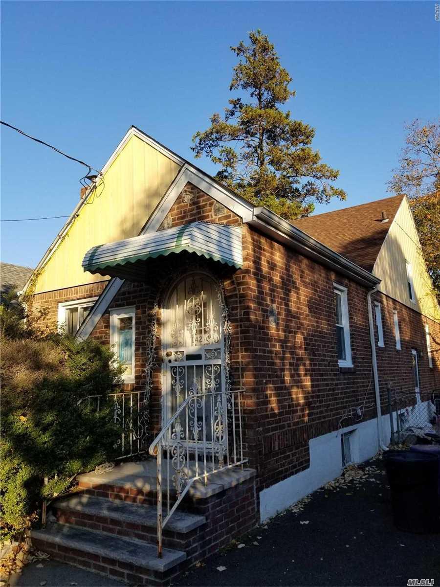 142-09 184th St - Photo 1