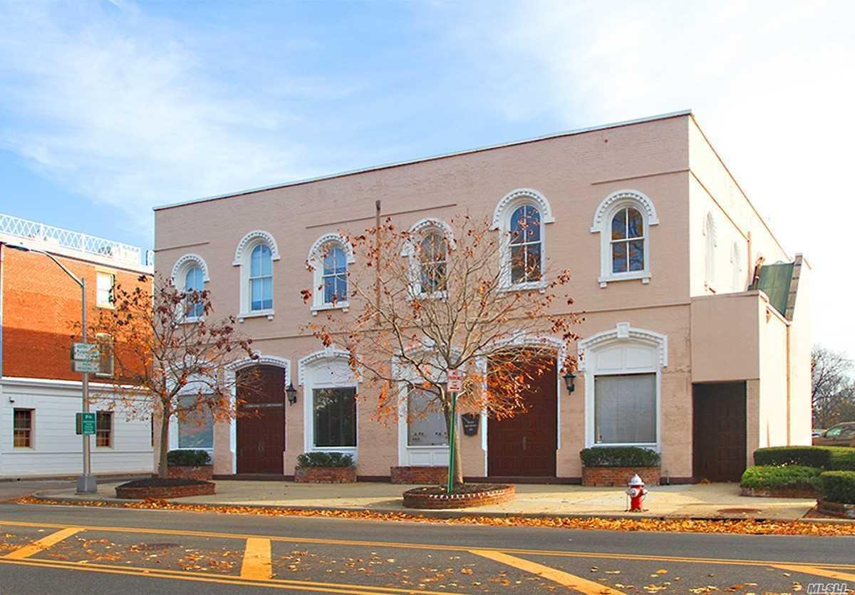 53-55 Hilton Ave - Photo 1