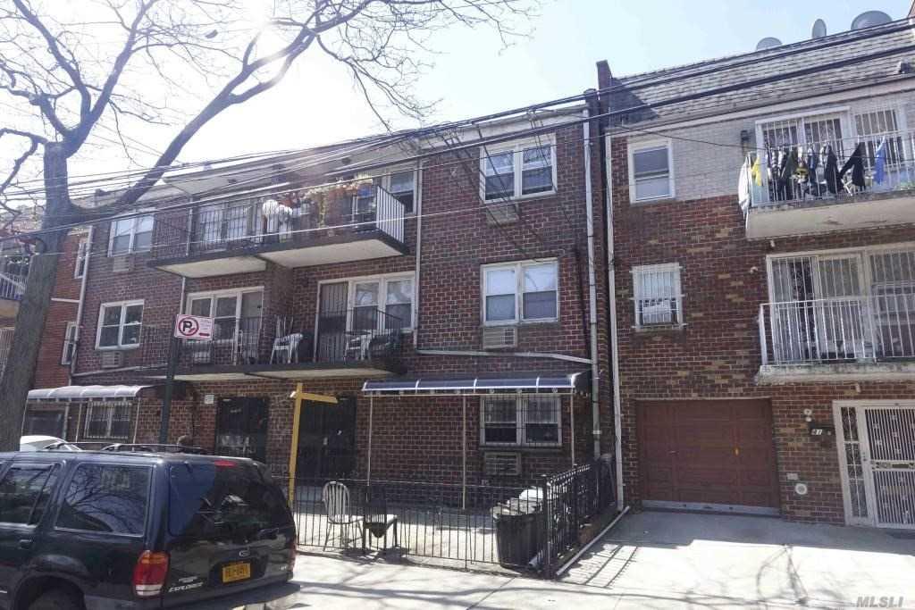 41-38 Case St - Photo 1