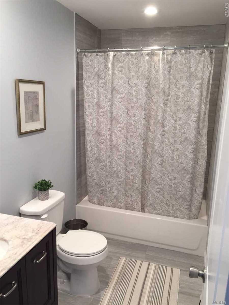 70 Imperial Dr - Photo 1