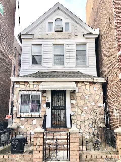 37-28 104 St - Photo 1