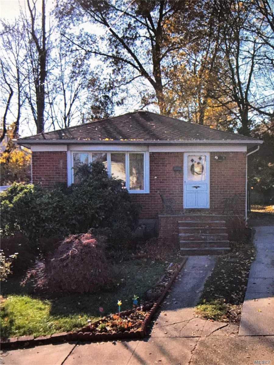 222-04 41Rd - Photo 1