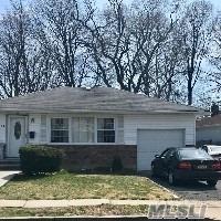 44 Harriet Ave - Photo 1