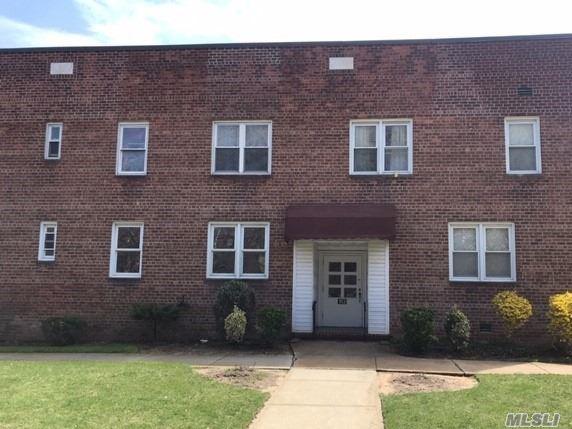 153 Smith St - Photo 1
