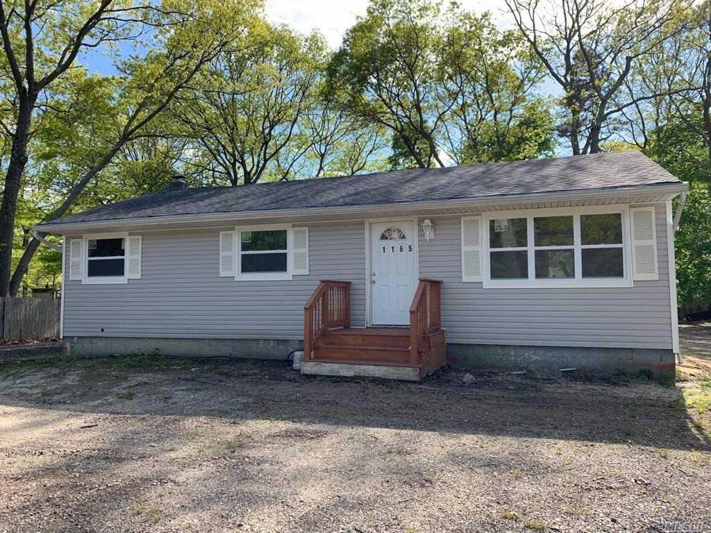 1165 William Floyd Pkwy - Photo 1