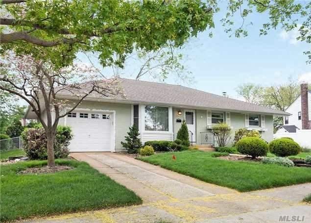 15 Ellis Dr - Photo 1