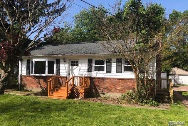 311 Laurel Rd - Photo 1
