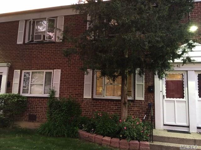 221-42 Manor Rd - Photo 1