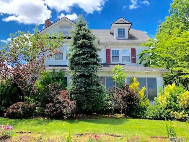 23 Burton Ave - Photo 1