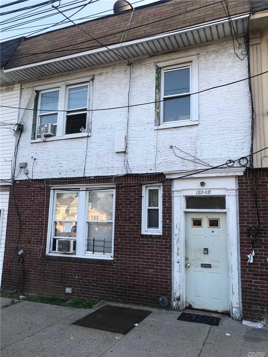 12208 Montauk St - Photo 1