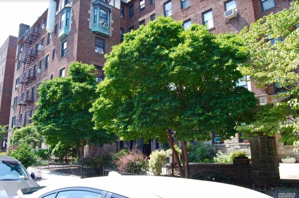 77-20 Austin St - Photo 1