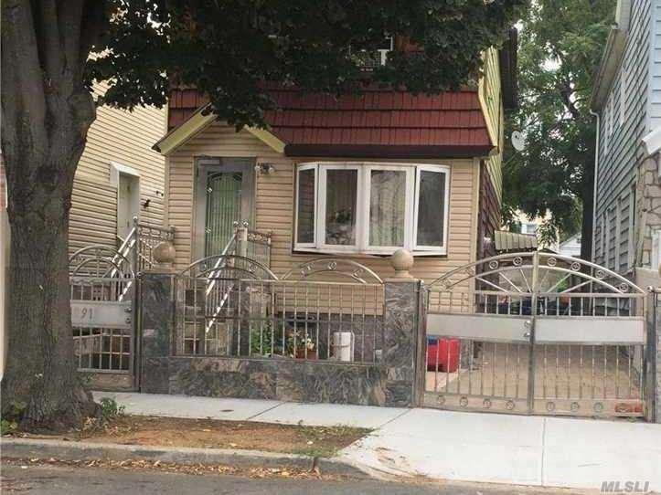 129-15 135th St - Photo 1
