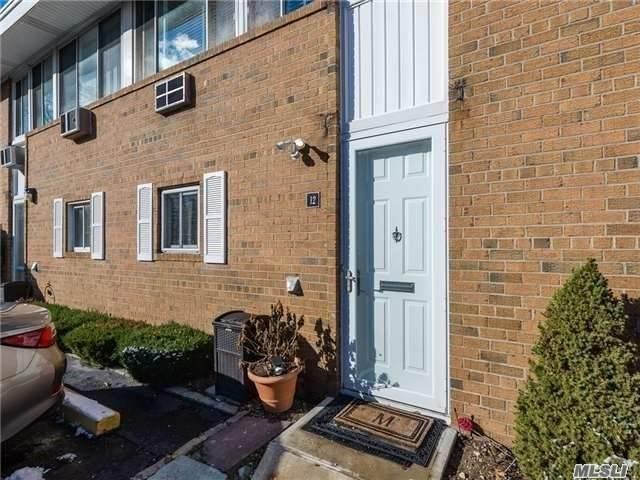 920 Broadway - Photo 1
