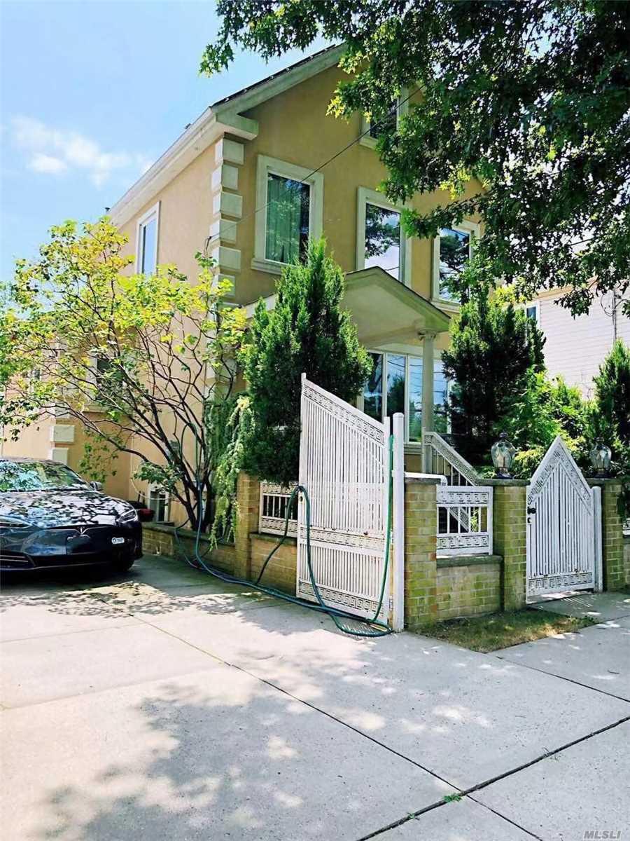 148-12 10th Ave - Photo 1