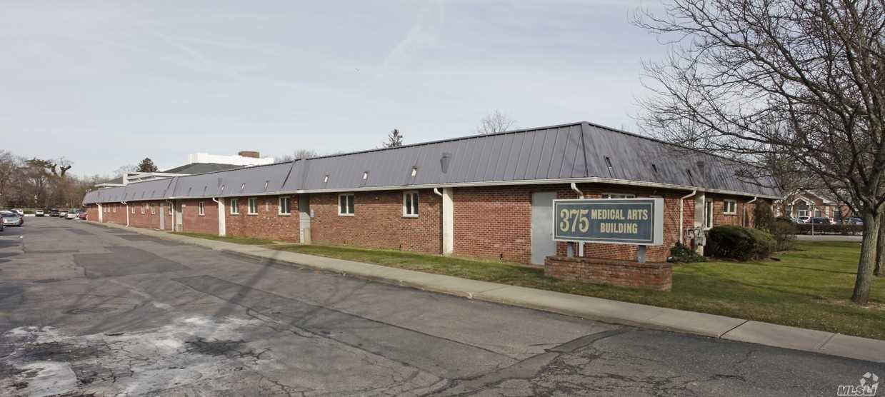 375 Main St - Photo 1