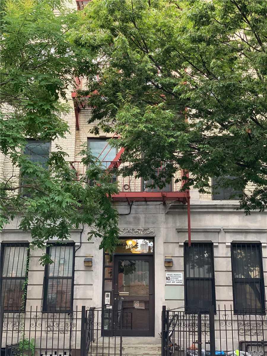 725 Macdonough St - Photo 1