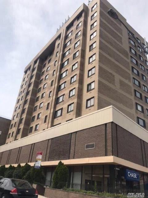 119-49 Union Tpke - Photo 1