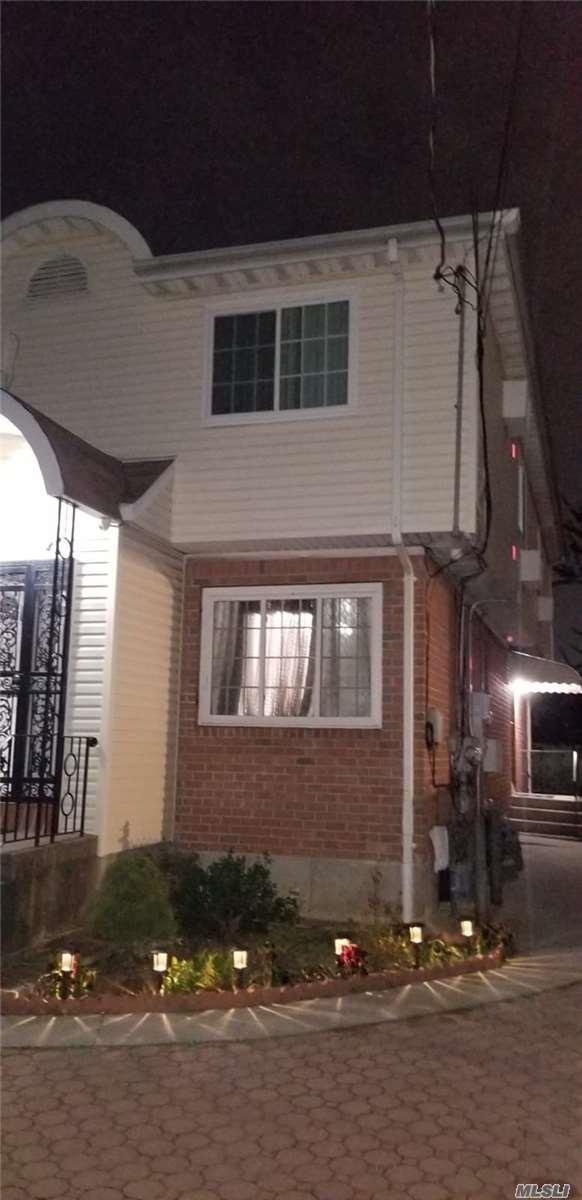 144-14 176th St - Photo 1