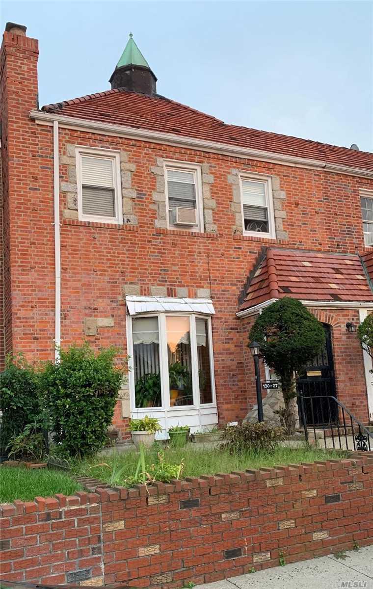 130-27 224 St - Photo 1