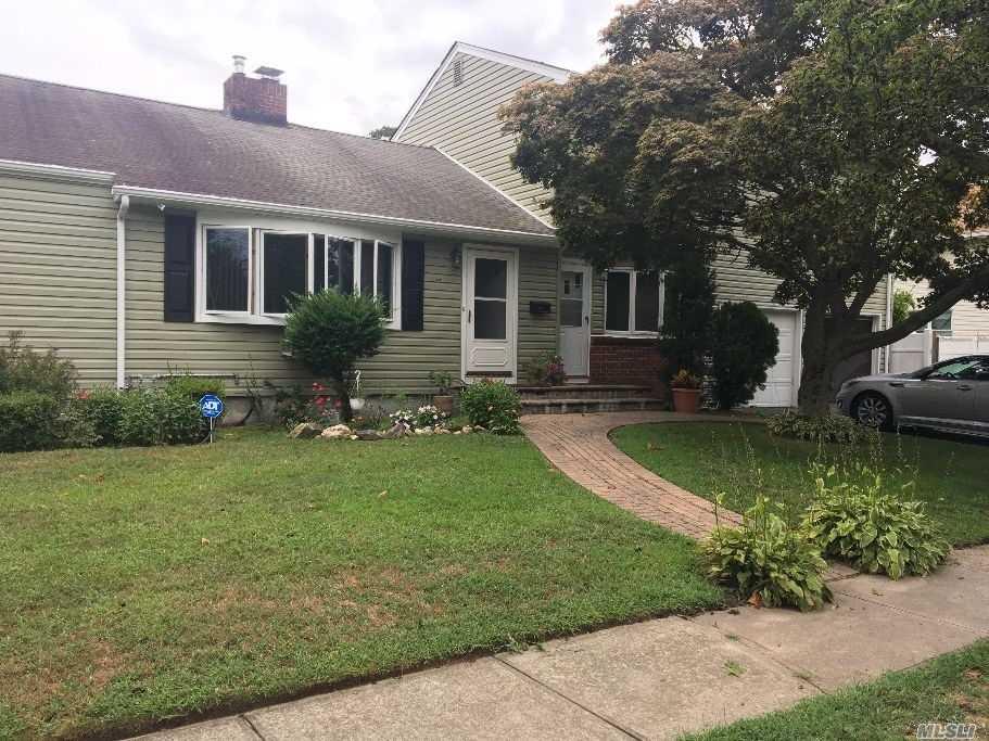 495 3rd St - Photo 1