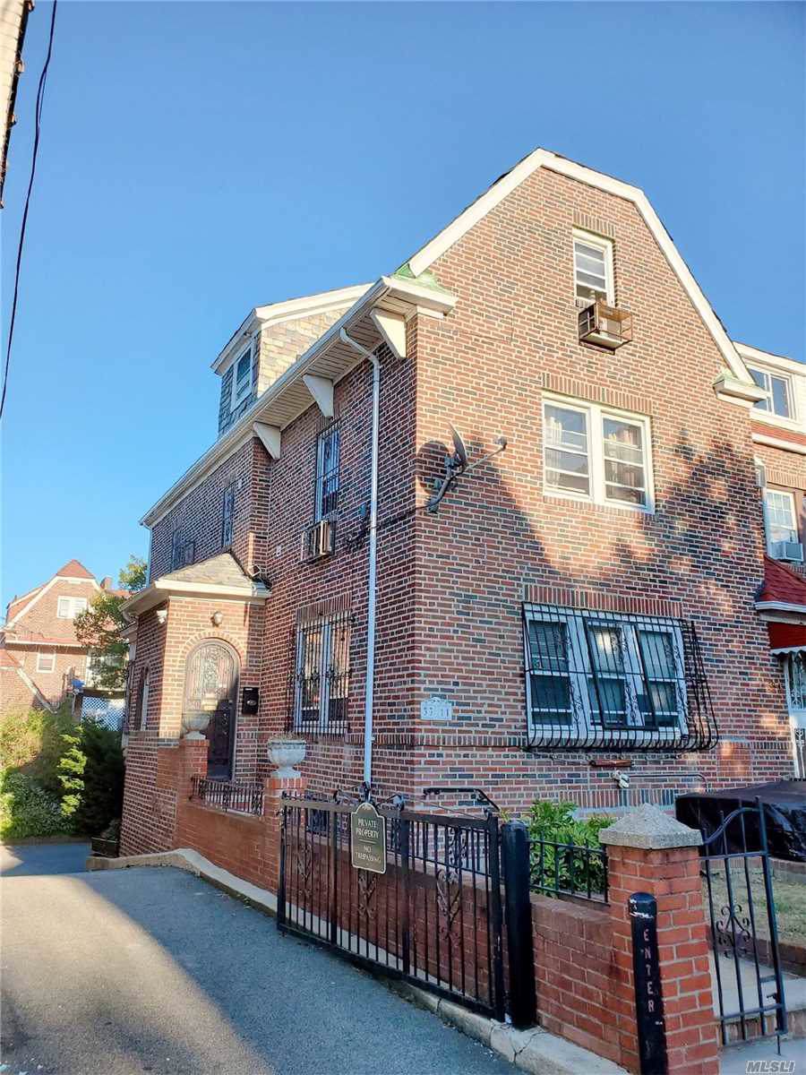 3311 86th St - Photo 1