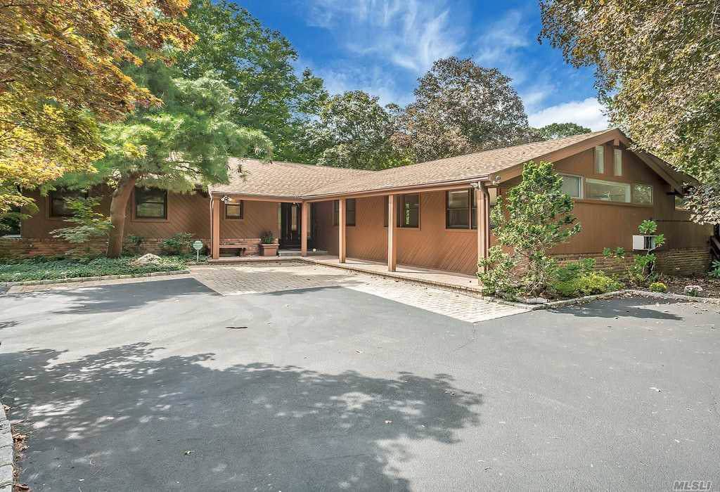211 Pidgeon Hill - Photo 1