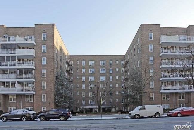 62-59 108 St - Photo 1