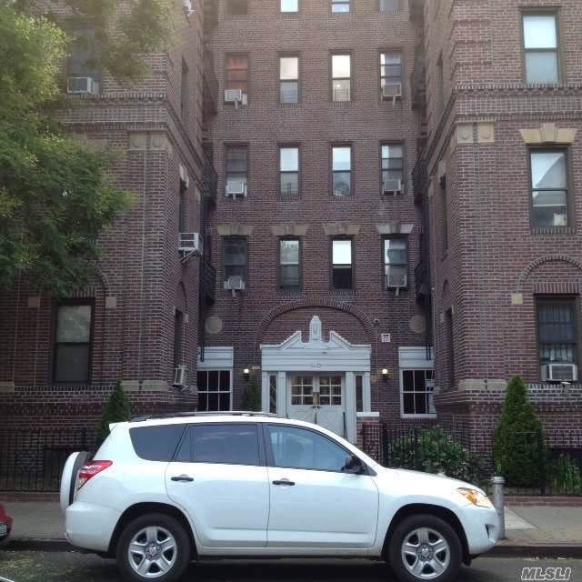 34-20 83rd St - Photo 1