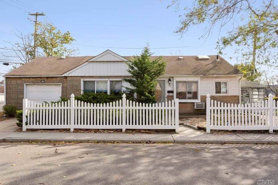 50 Forester St - Photo 1