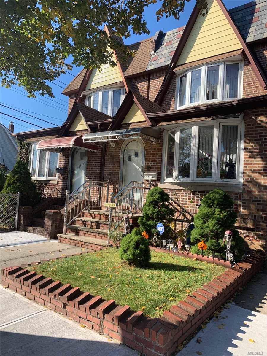 135-48 94th St - Photo 1