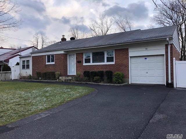 58 Oakley Dr - Photo 1