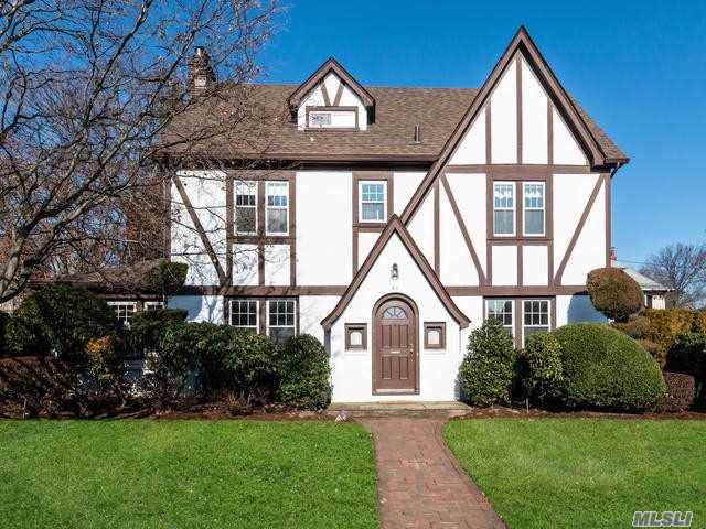 61 Garden St - Photo 1