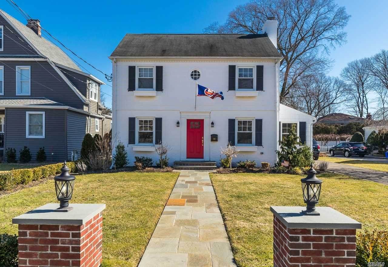 343 Village Ave - Photo 1