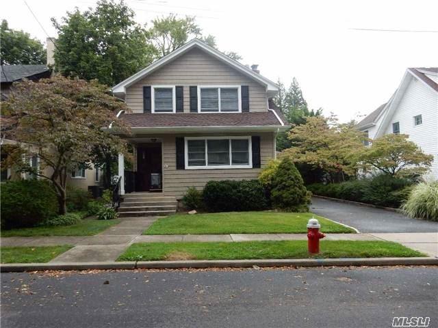 129 Reid Ave - Photo 1