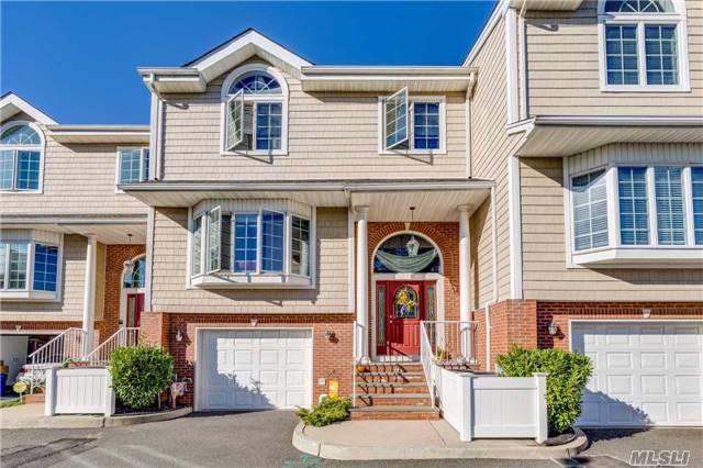 200 Bermuda St - Photo 1