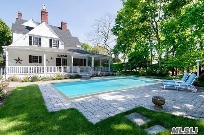 82 Quogue St - Photo 1