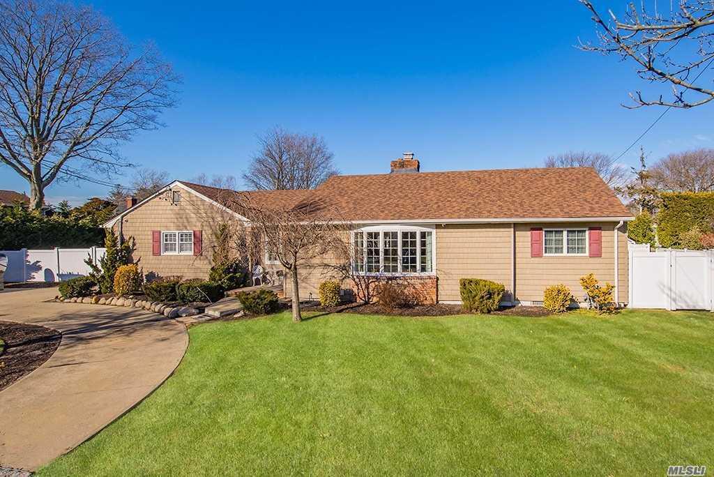 127 Fairfax Rd - Photo 1