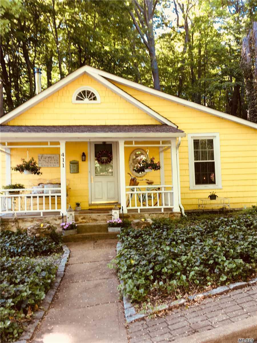 411 Myrtle - Photo 1